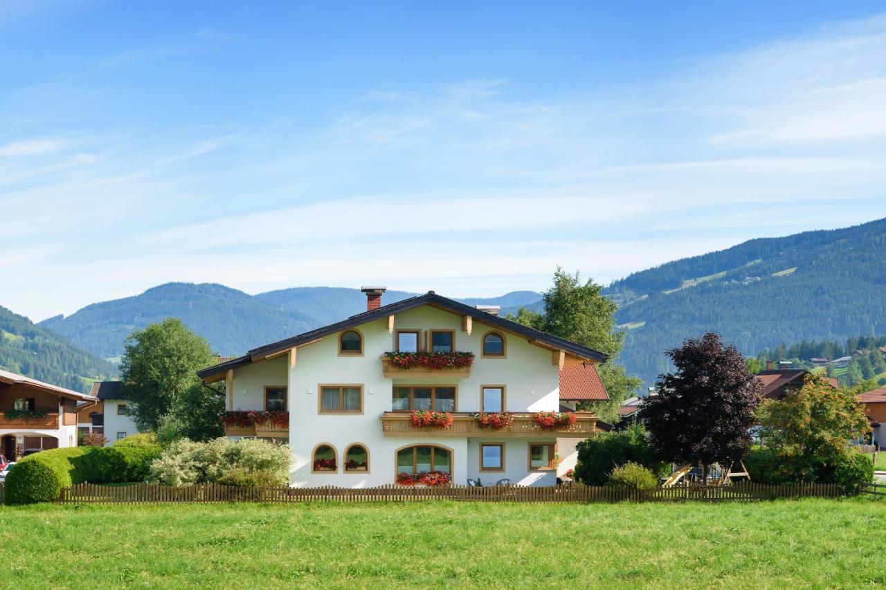 Appartement-Gästehaus Ursula Flachau Extérieur photo